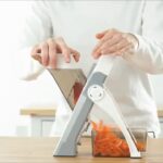 🔍🥕 Mandolina Vertical Lacor: ¿Cómo funciona esta herramienta indispensable en la cocina?